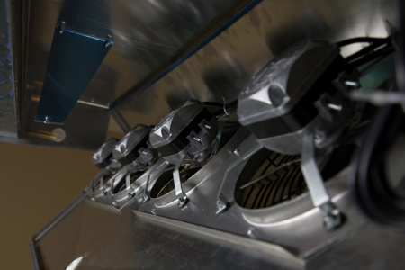 Воздухоохладитель потолочный CWC OF-100-202 среднетемпературный 2.2 м² с ТЭН без вентиляторов 2×200 мм