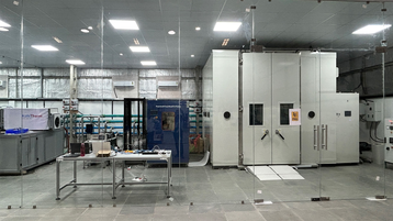 Оборудование KühlTherm для жидкостного охлаждения стоек ЦОД